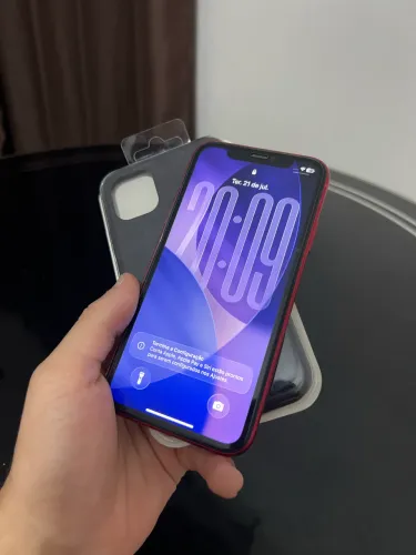 iPhone 11 RED - 64GB