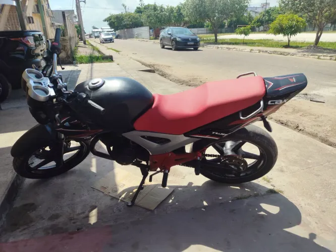 HODA CBX TWISTER 250