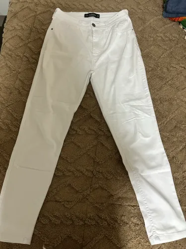 calça jeans branca 42