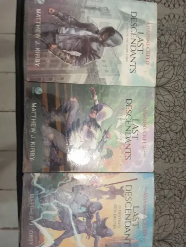 Livro Assassin's Creed - Trilogia Últimos decentes