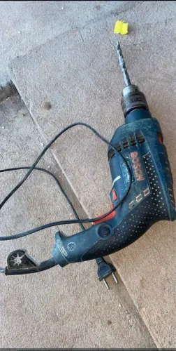Vendo furadeira bosch