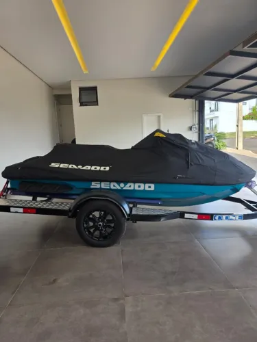 Jet sky Sea-Doo GTX 325, ano 2025