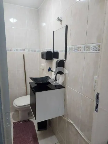Sala à venda, 56 m² por R$ 170.000,00 - Itaipu - Niterói/RJ