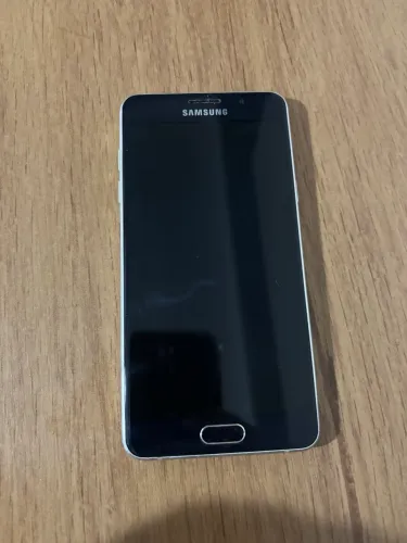 Samsung Galaxy A5 (2016) para conserto/retirada de peças