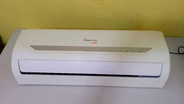 EVAPORADORA AVULSA HI-WALL CONVENCIONAL 12.000 BTUS SÓ FRIO MIDEA 42MFCB12M5