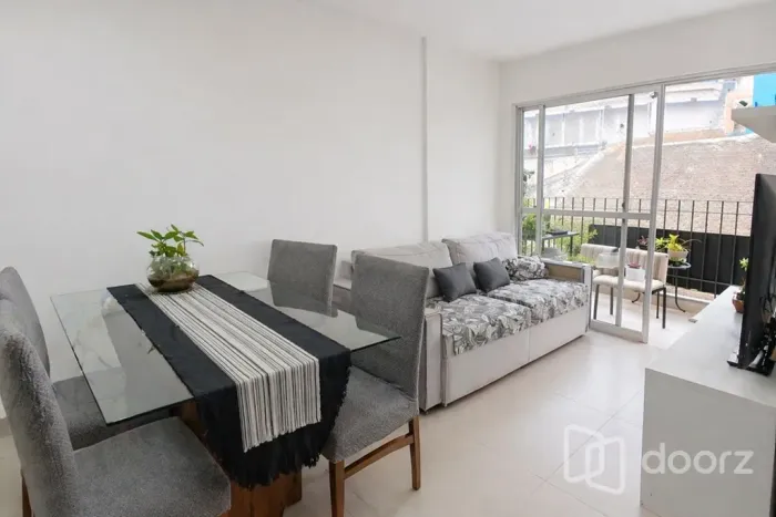 Imóvel na Monsenhor José Maria Monteiro com 2 dormitórios e 59m²