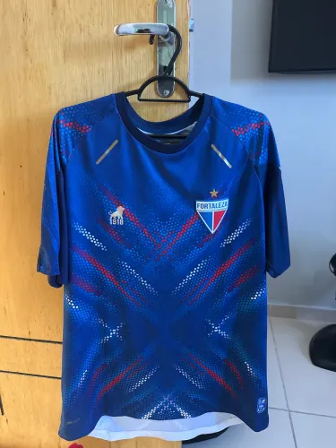 Vendo camisas do Fortaleza 