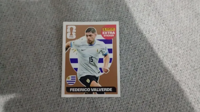 Figurinha legend bronze Valverde 