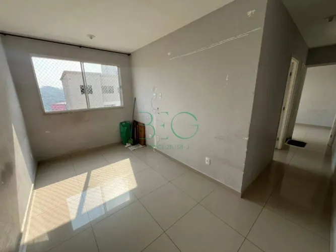 Apartamento com 2 dormitórios para alugar, 42 m² por R$ 1.000/mês - Conjunto Habitacional