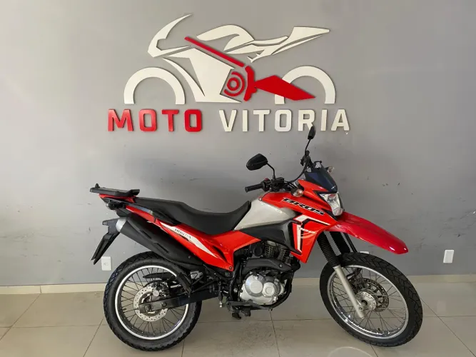Honda Bros 160c 2023 único dono aceito moto na troca e financio em 48x