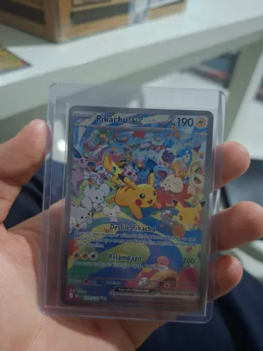 Pikachu ex coleção 30 anos