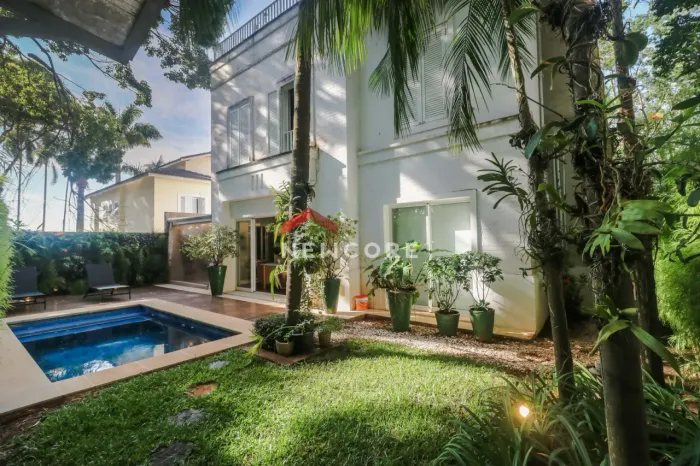 Casa de condomínio em Rua Doutor Celso Dario Guimarães - Jardim Morumbi - São Paulo/SP