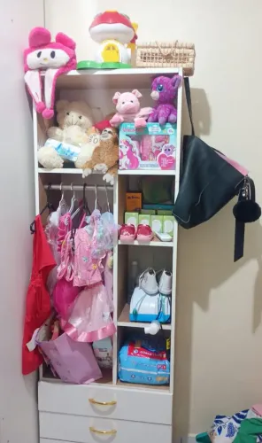 Mini closet infantil