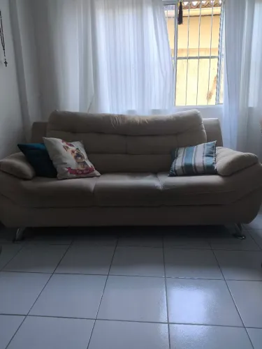 Vendo sofá dois lugares