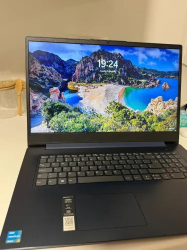Notebook Lenovo IdeaPad 3 17IAU7