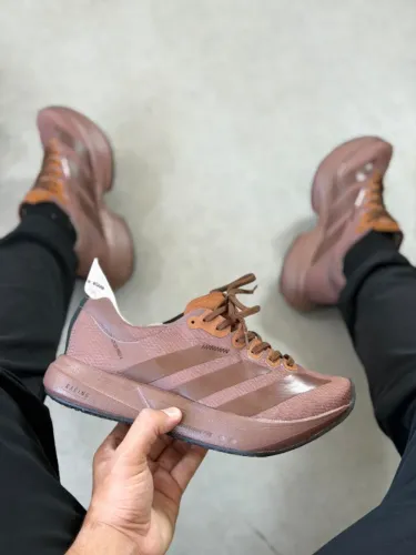Tênis Importado Unissex Adidas Adizero Pró 4 Solado EVA Marrom Disponível 34 AO 43