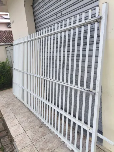 Portão alumínio usado