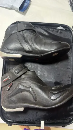 Bota mondeo soft race número 42