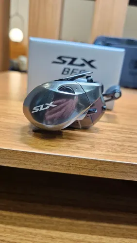 Carretilha Shimano SLX BFS 2025
