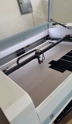Máquina Laser CO2 1080 - 100W