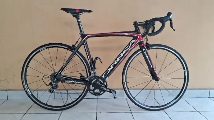 Orbea Orca M50 Carbono 53 - Shimano 105 20v - Rodas RS11 - Leia TODO o anúncio!