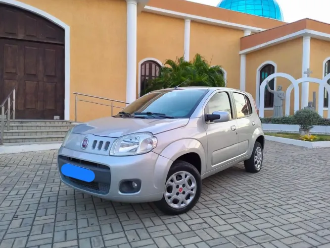 Fiat Uno Vivace Celeb. 1.0 EVO F.flex 8V 5P 2011