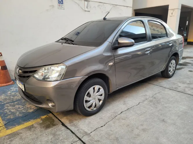 Toyota Etios XS Sedan 1.5 Flex 16V 4P Aut. 2017