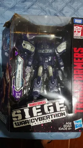 Transformers Siege Shockwave