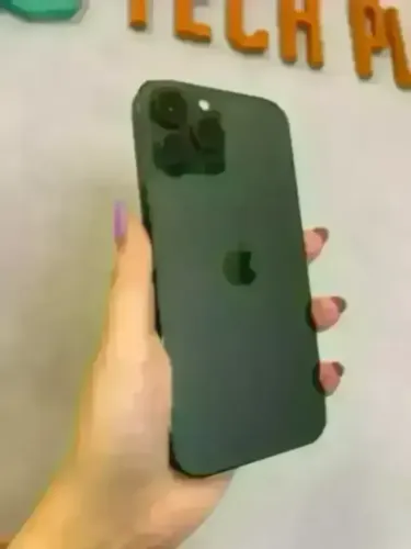 iPhone 13 Pro Max 128GB - Verde Alpino - Seminovo (85%) - Retirada em Loja