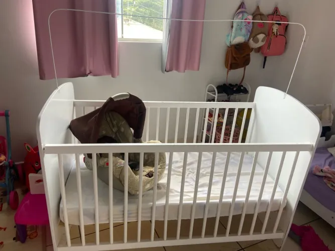 Vendo berço colchão e bb conforto