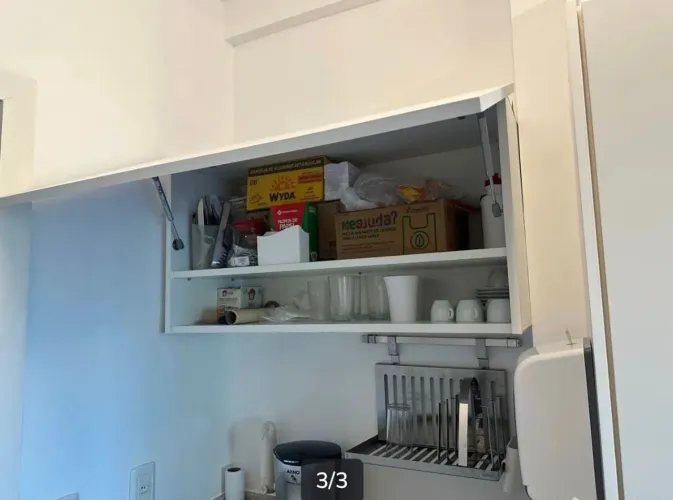 Armário de madeira para cozinha, escritório e área de serviço.