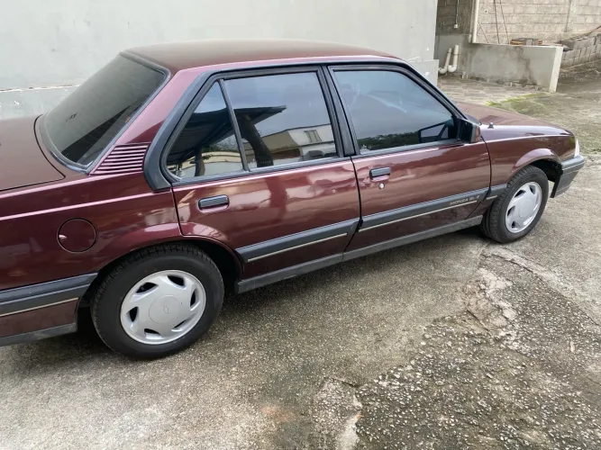 Chevrolet Monza Classic SE 2.0 /mpfi E EFI 2P E 4P 1993