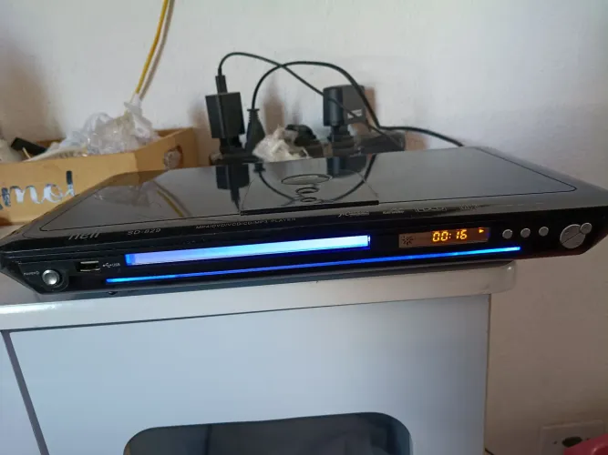 DVD karaokê Nell, modelo SD-829 funcionando tudo