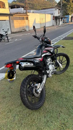 Yamaha XTZ 250 Lander 2008 - Pneus Novos