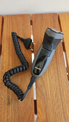 Barbeador eletrico Philips