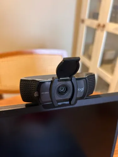 Webcam C920s Pro Full Hd Com Microfone Embutido Logitech