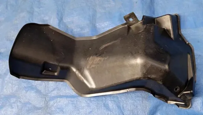 Capa Proteção Gargalo Tanque Honda Civic 2001 - 2005