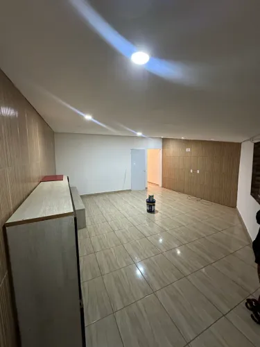 ALUGO CASA