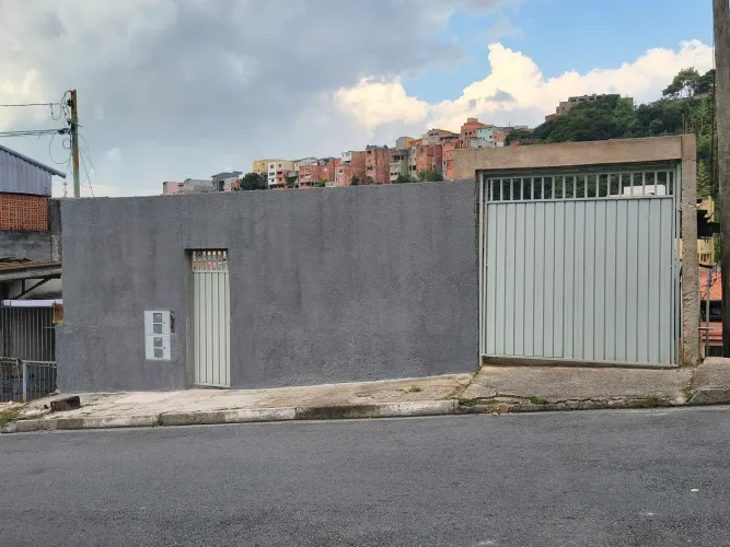 Casa no Quintal Vendo todas ou só Uma.