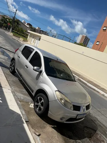 Renault Sandero Expression Hi-flex 1.0 16V 5P 2011