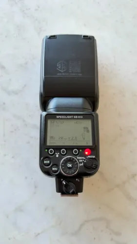 Nikon SB-910 Speedlight Flash TTL com Zoom 17-200mm