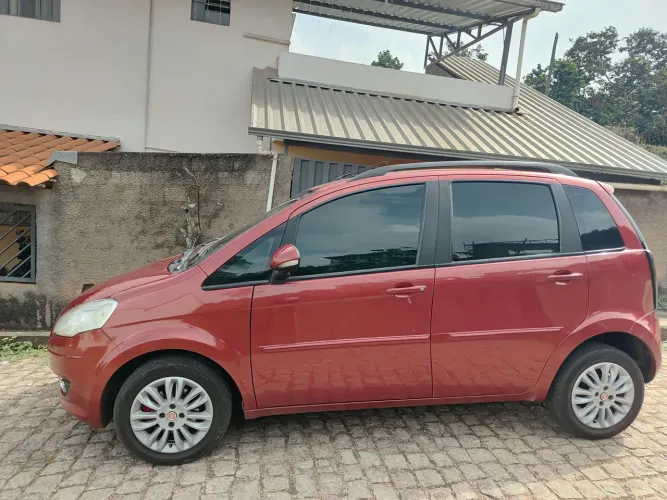 Fiat Idea Attractive 1.4 Fire Flex 8V 5P 2012