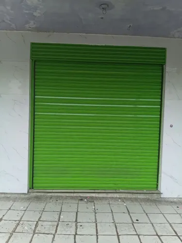 Portas em com pintura eletrostática de enrolar automática