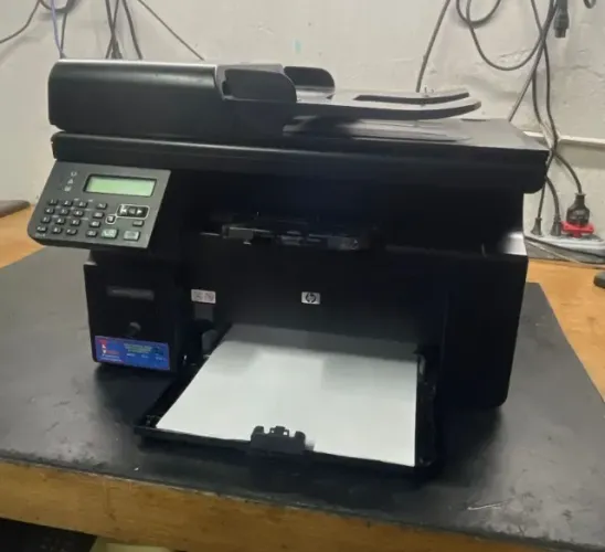 Impressora HP MFP M1212 C/ ADF laser multifuncional 