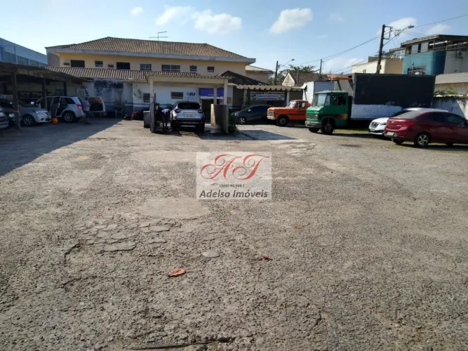 Terreno Comercial de 1.054m² à venda em Santos-SP, Bairro Macuco: uma oportunidade única!