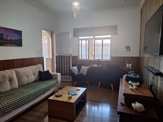 Excelente casa em Olavo Bilac.