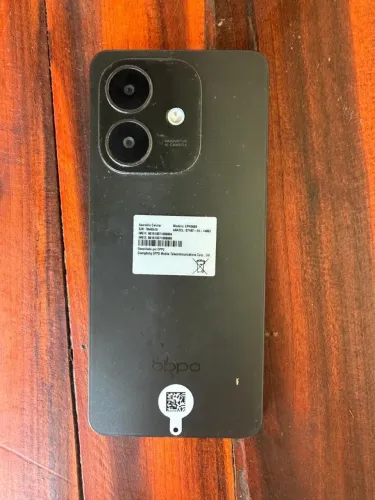Celular OPPO em ótimo estado - R$ 850