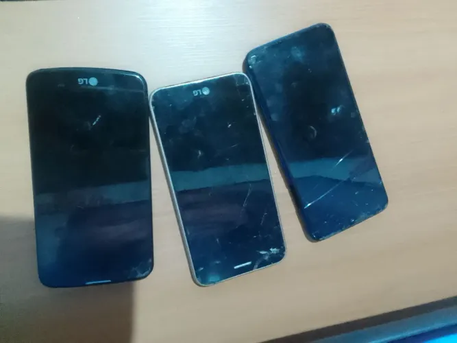 Celulares moto E6 plus e 2 k10