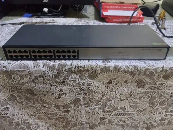 SWITCH HP 1420