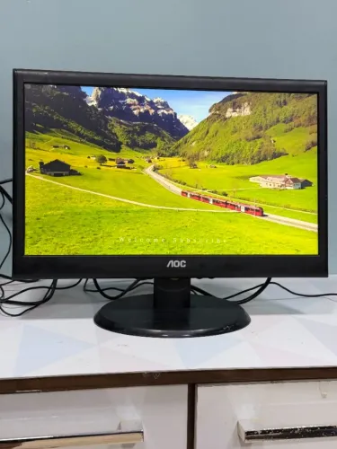 Monitor LED 19 Polegadas AOC E950SWN - Ótima Imagem e Barato